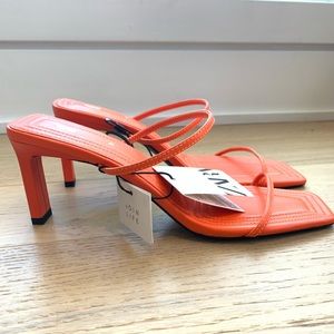 NWT Orange heeled sandals with thin straps